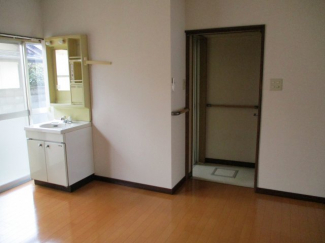 【居間・リビング】