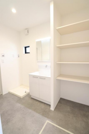 ＴＯＴＯの洗面台オクターブＬｉｔｅを採用。「お掃除ラクラク水