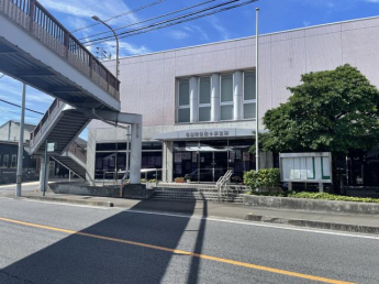 松山市役所小野支所まで800m