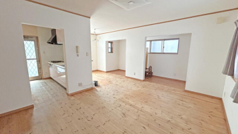 松山市東石井６丁目の中古一戸建ての画像