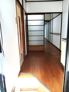 明るい玄関です