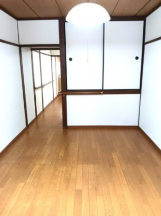 個人の部屋や寝室として使える洋室です