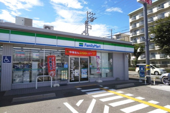 ファミリーマート神戸垂水星陵台店まで徒歩15分／約1200ｍ