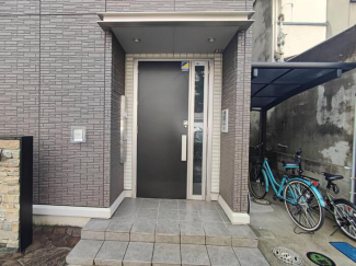 【エントランス】