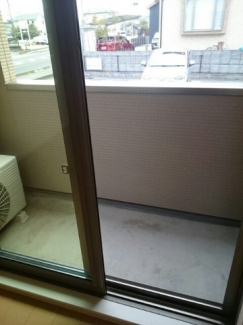 陽当たり良好なバルコニーです