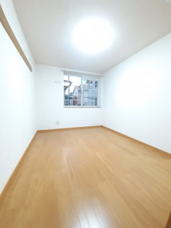 中はこのようになっています