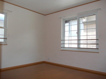 明るい色調の室内です