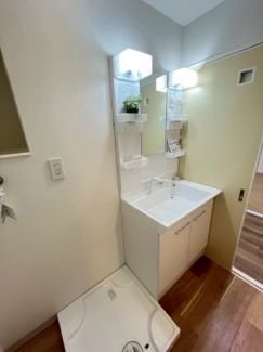 【独立洗面台】