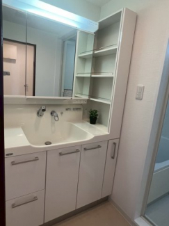 【独立洗面台】