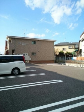 【駐車場】