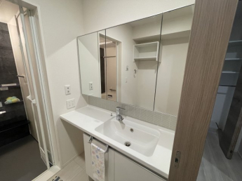 脱衣スペースもあります