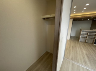 たっぷりとした収納スペースです