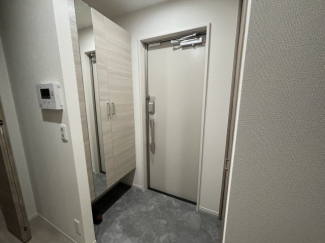 ゆったりとした玄関です