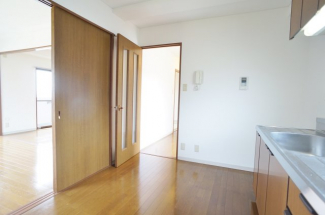 【居間・リビング】