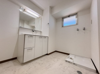 【独立洗面台】