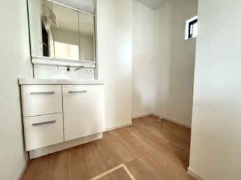 【独立洗面台】