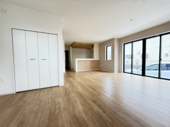 【居間・リビング】