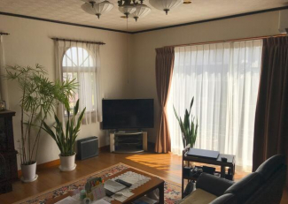 松山市西長戸町の中古一戸建ての画像