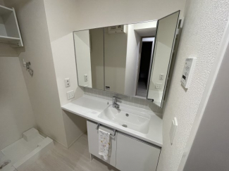 広い洗面スペース