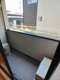 【バルコニー】