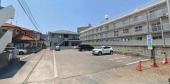松山市藤原町の駐車場の画像