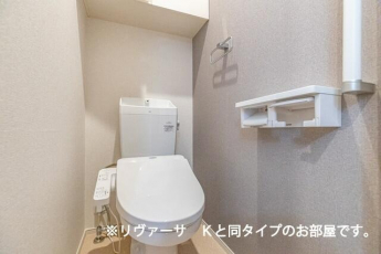 ルペ・ヤシロⅣの画像