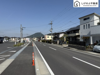 前面道路です。