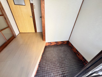 【エントランス】