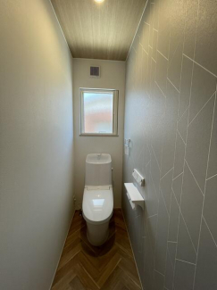 愛媛県松山市新築建売トイレ二階