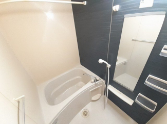 ゆったり過ごせるお風呂です