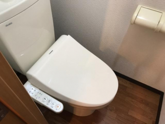 シャワー付トイレ