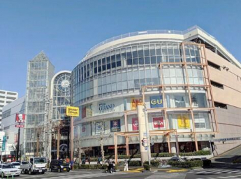 フジグラン松山まで1300m