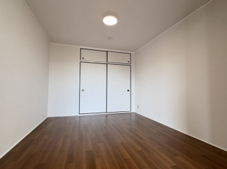 広々とした洋室です