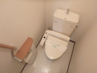 シンプルで使いやすいトイレです