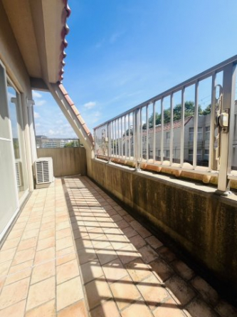 【バルコニー】