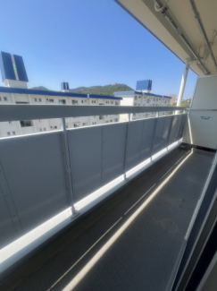 【バルコニー】