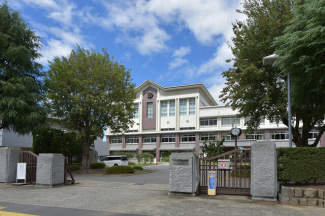 愛媛県立松山東高校まで450m
