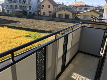 【バルコニー】