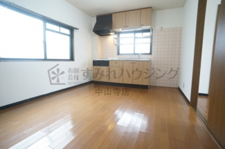 【居間・リビング】