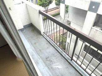 【バルコニー】