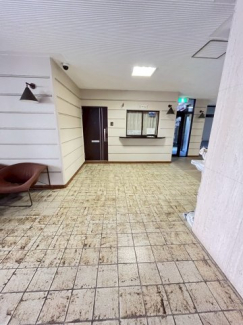 【エントランス】