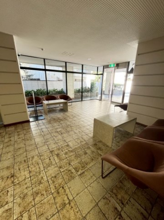 【エントランス】