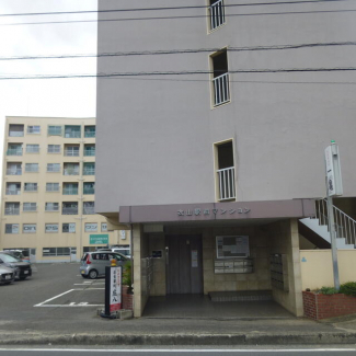 衣山駅前マンションの画像