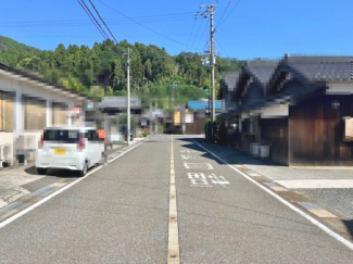【前面道路含む現地写真】