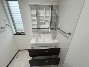 【独立洗面台】