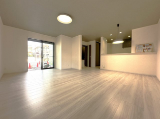 【居間・リビング】