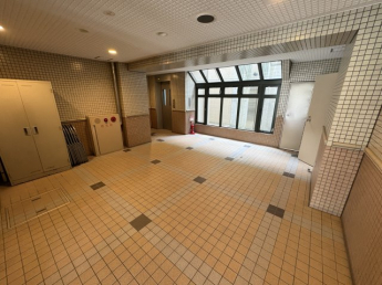 【エントランス】