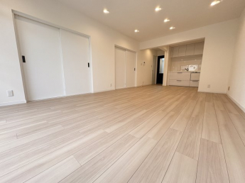 【居間・リビング】