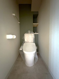 シャワートイレ付です♪