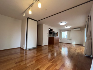 【居間・リビング】